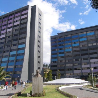 Pontificia Universidad Católica del Ecuador Pontificia Universidad Católica del Ecuador